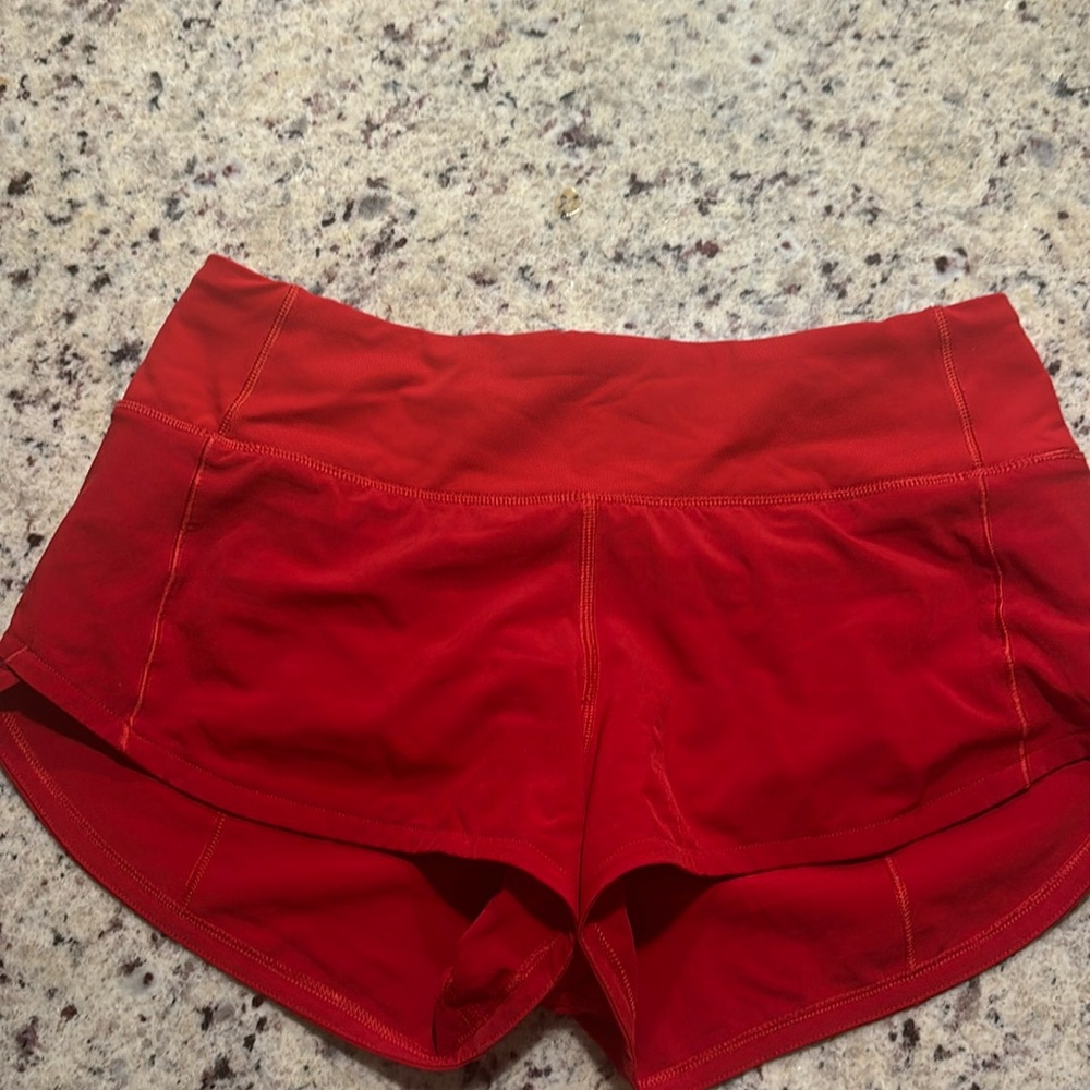 LuluLemon 2.5” speed up shorts